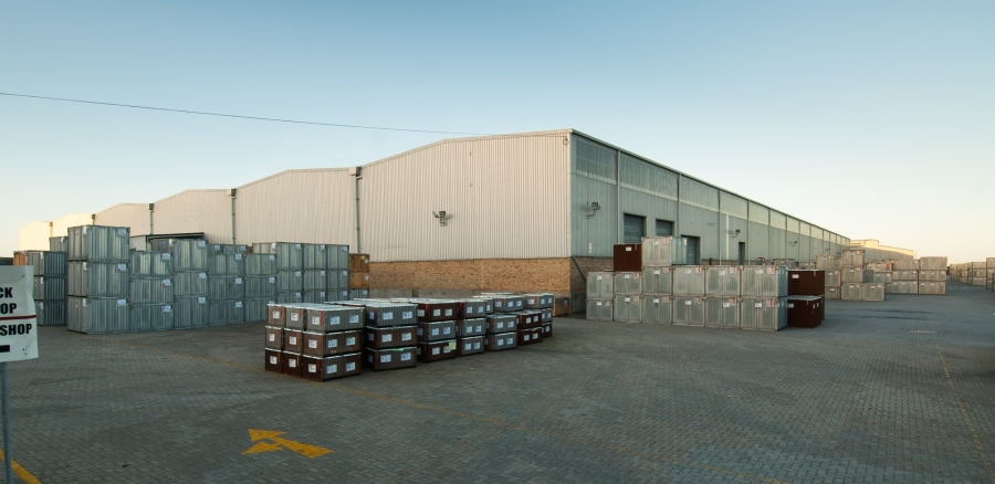 To Let Commercial Property for Rent in Struandale Industrial Eastern Cape